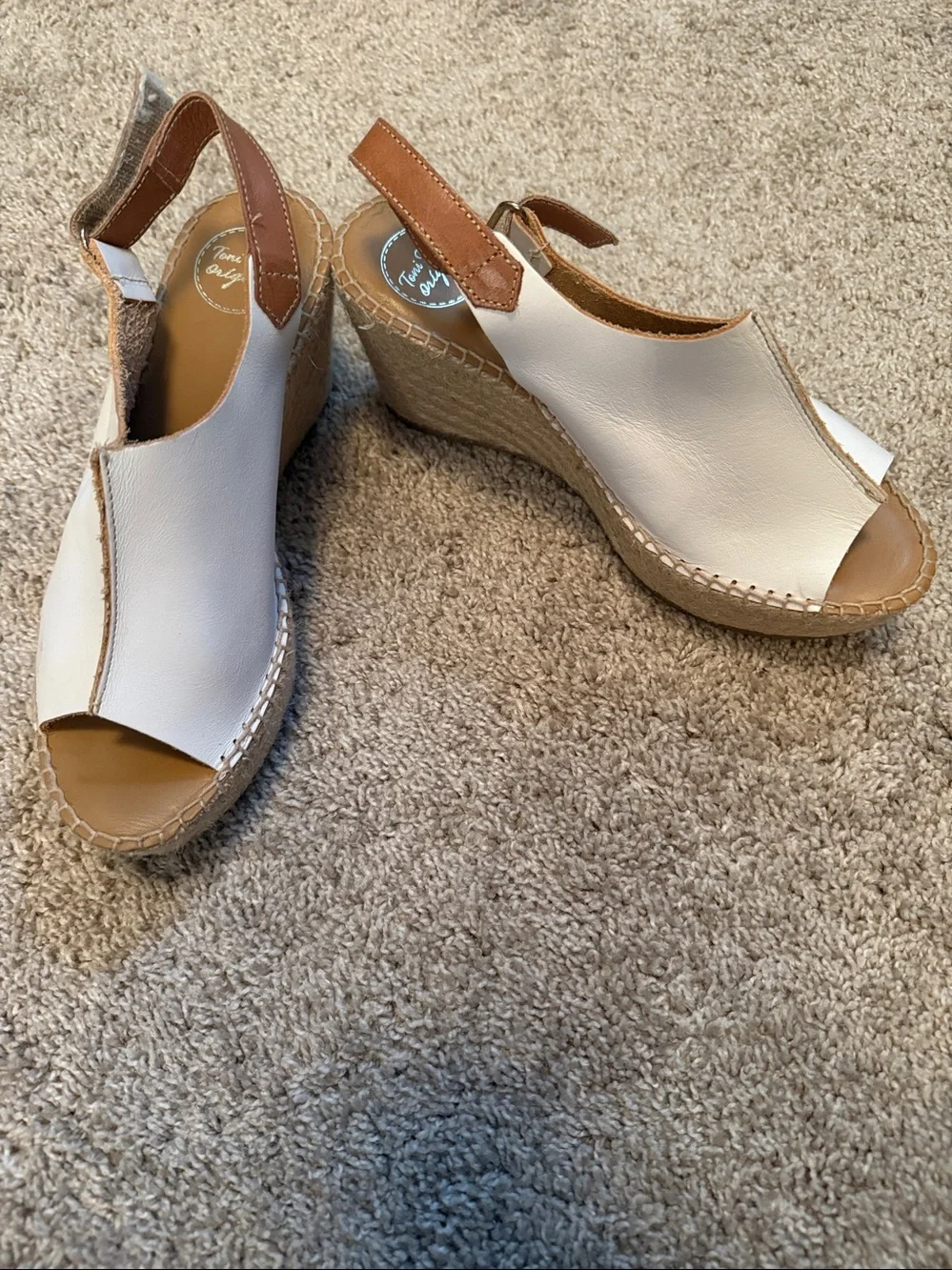 White wedges